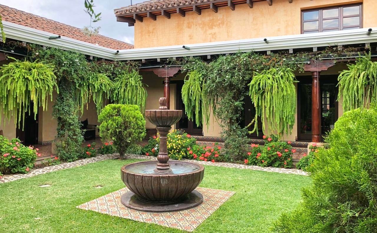 1019, Casa de lujo a la venta en Antigua Guatemala