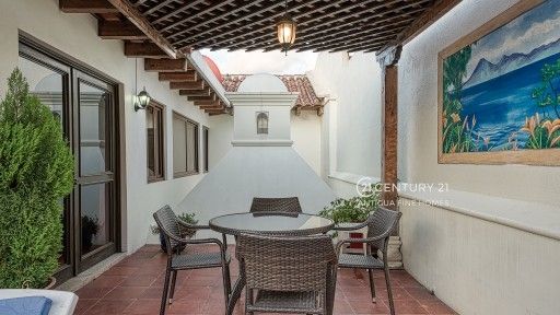 Casa de 3 dormitorios con piscina