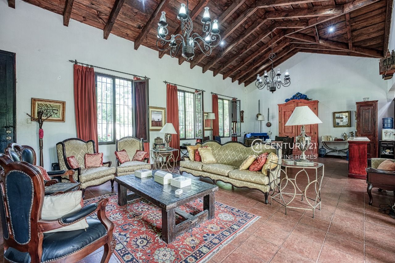 Casa en venta dentro de Hacienda San Jerónimo
