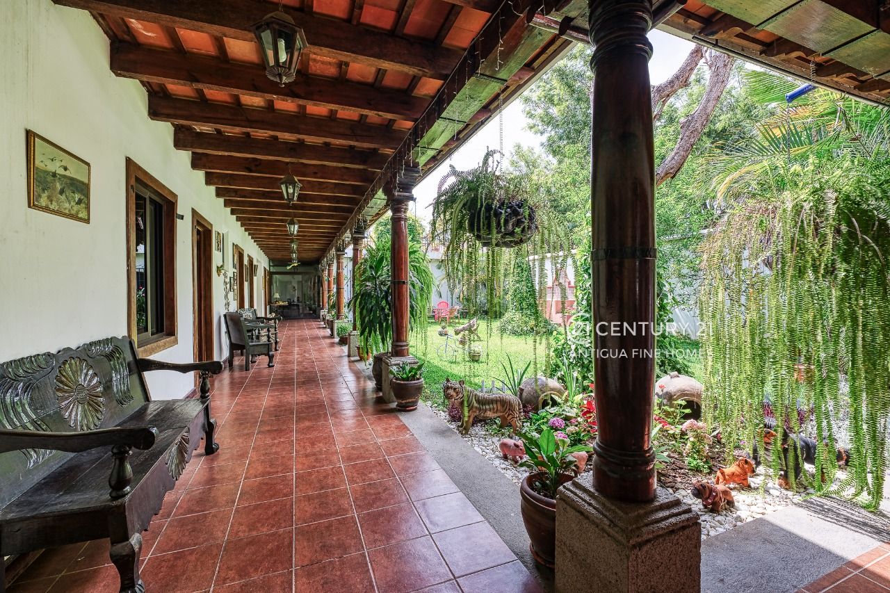 Casa en venta dentro de Hacienda San Jerónimo