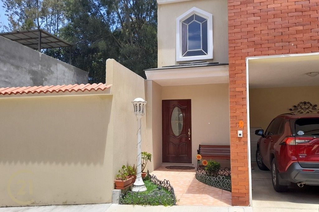 Two level house for sale in San Lucas Sacatepequez