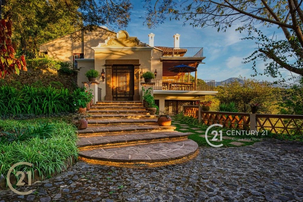 Casa de lujo con vistas inigualables de Antigua y los volcanes