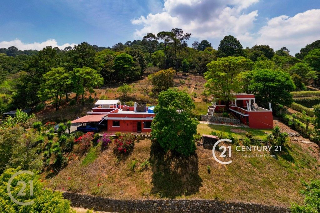 Beautiful House in El Tejar, Chimaltenango