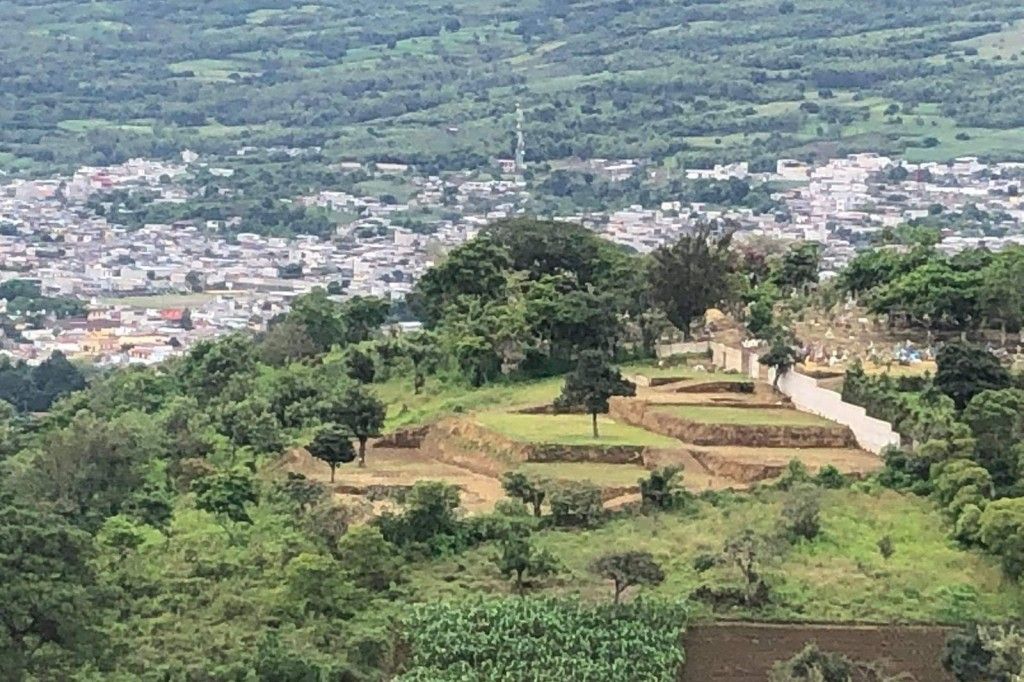 Lindo terrenos con excelentes vistas 