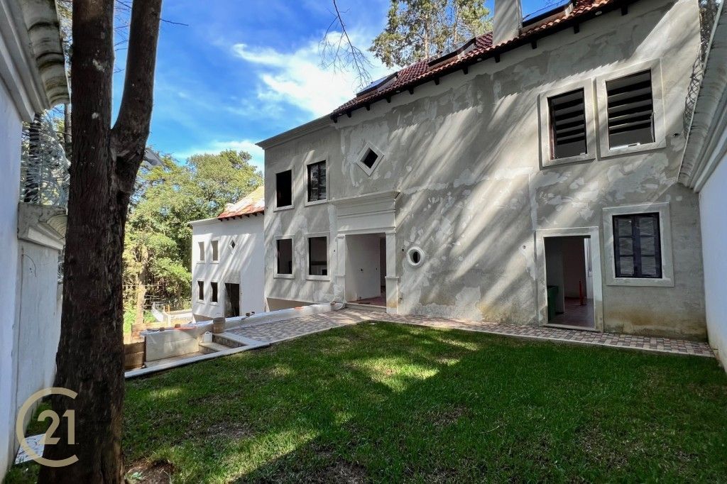 House under construction in San Lucas Sacatepequez