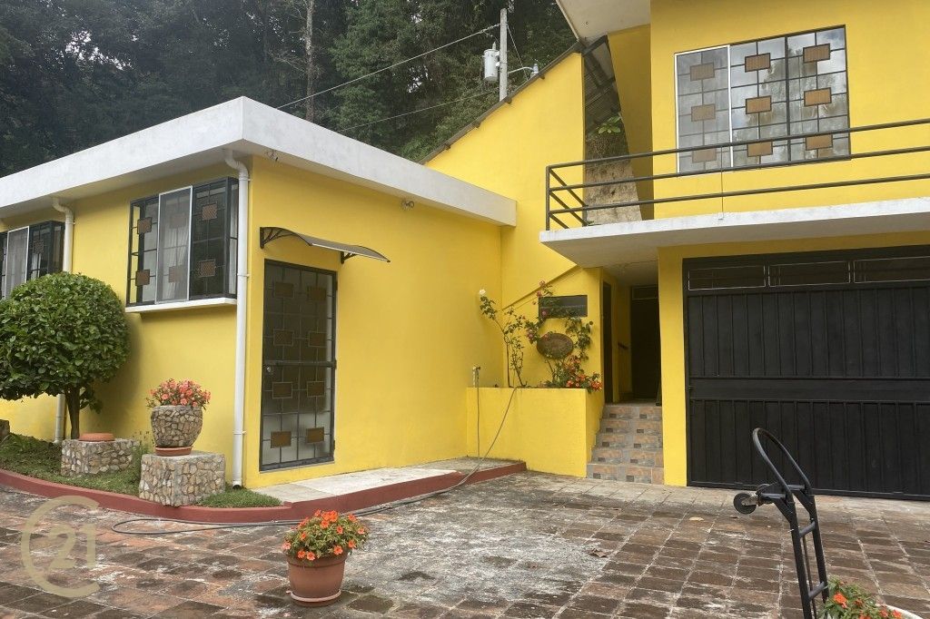 House in San Lucas Sacatepequez