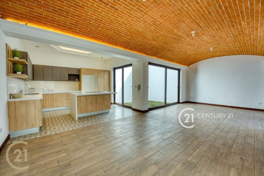 Casa completamente nueva de 3 dormitorios con vistas inmejorables