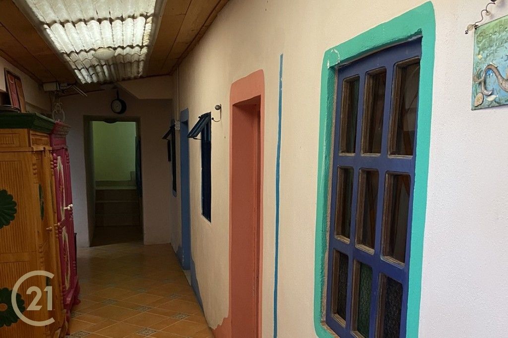 SJ Corridor 1-0