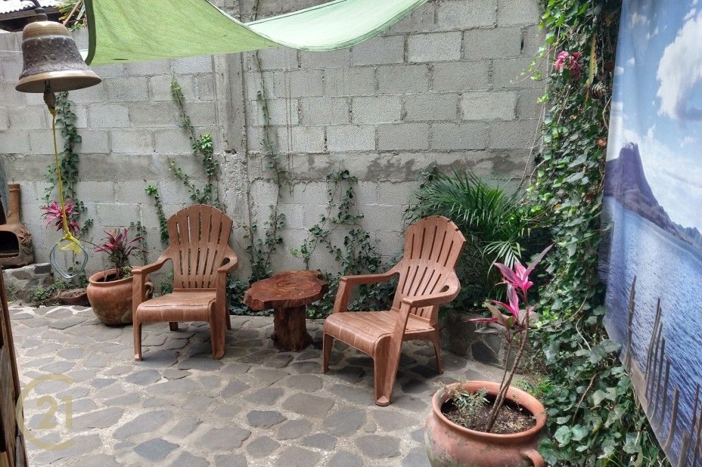 SJ Patio 1-0