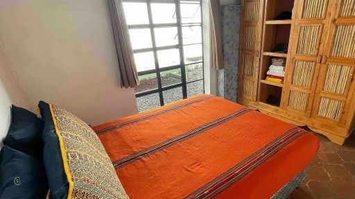 DJ Bedroom B 1-1
