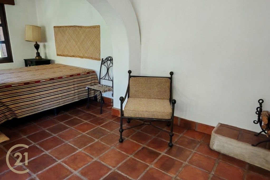 VSA Upstairs Bedroom B 1-1