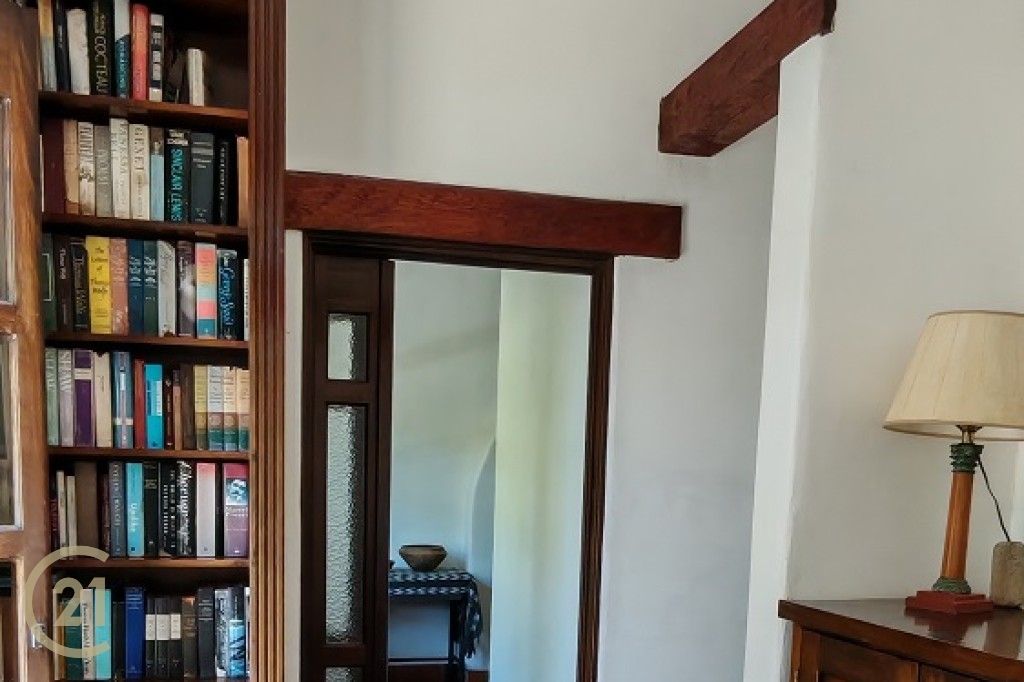 VSA Upstairs Corridor 1-1
