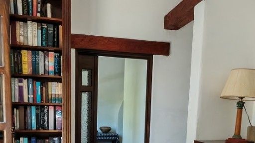 VSA Upstairs Corridor 1-1
