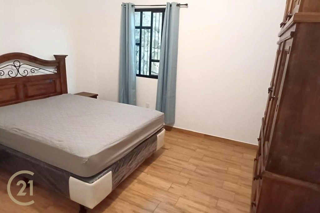 LT Bedroom B 1-0