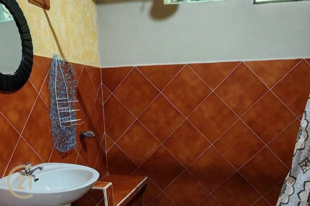 GT Casa A Bathroom c 1-0