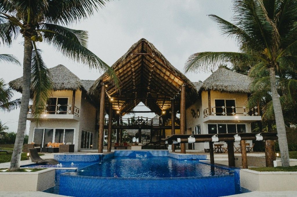 Casa de Playa en Venta – Monterrico, Guatemala