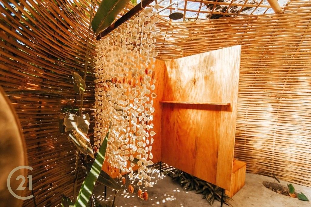 ST Bathroom 1-1