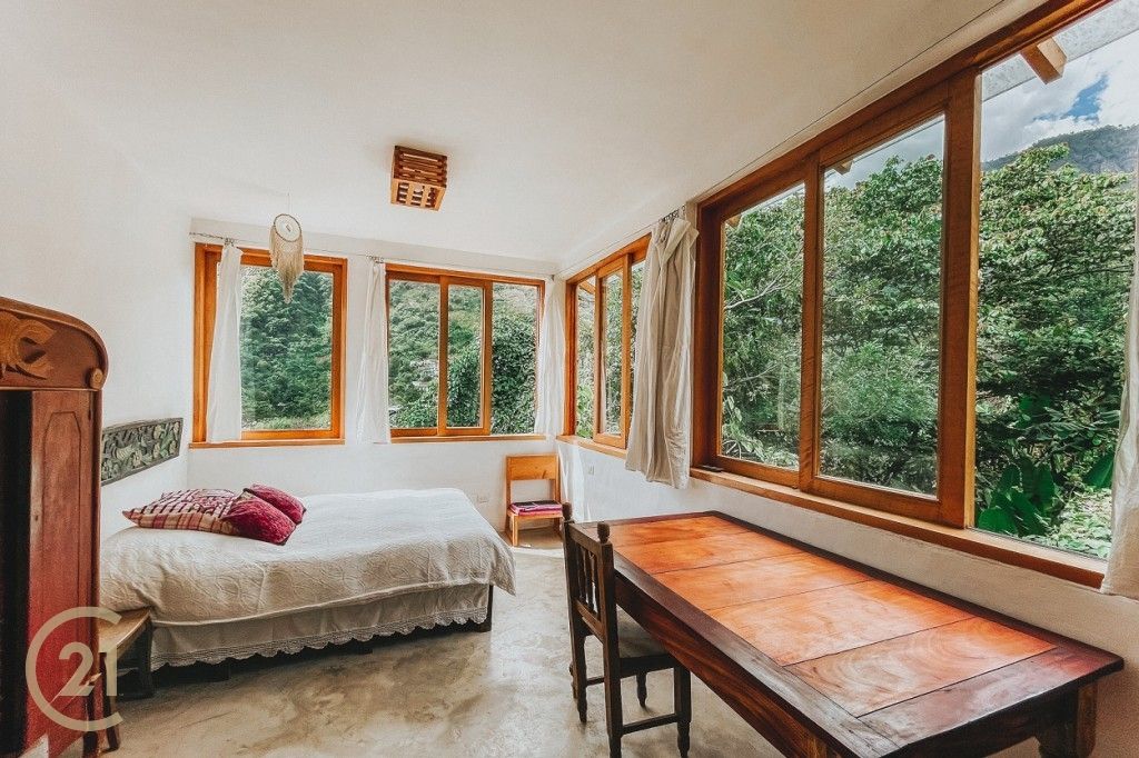 ST Bedroom E 1-0