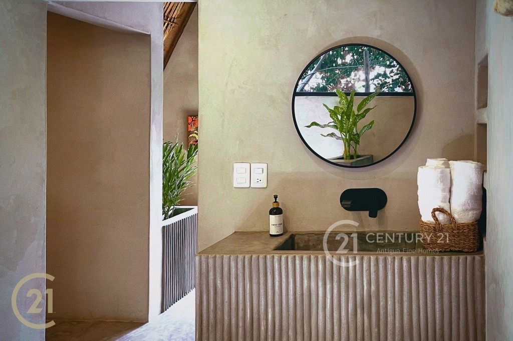 675AA015-4B37-4FD3-9FA6-886D7A7A00CE