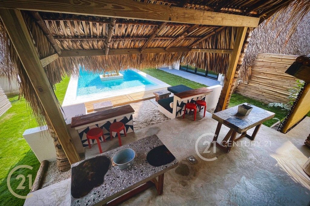 EB08E045-F187-47B3-82B2-0345841FE080