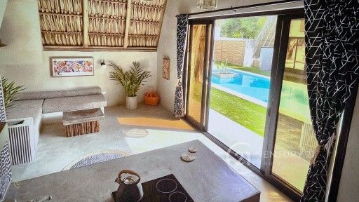 B6E5AE2E-F698-4178-BC3E-A76E5AD8FFE7