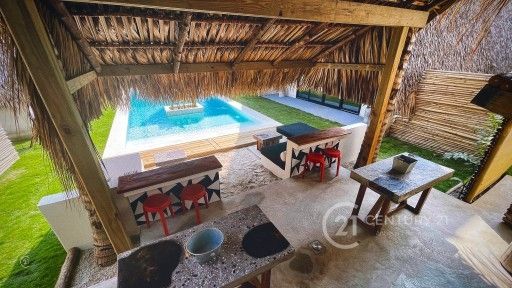 EB08E045-F187-47B3-82B2-0345841FE080