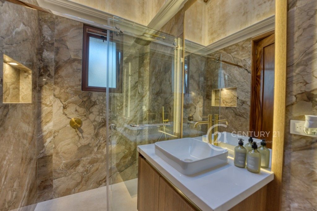 PHOTO-2025-12-01-21-05-34 2