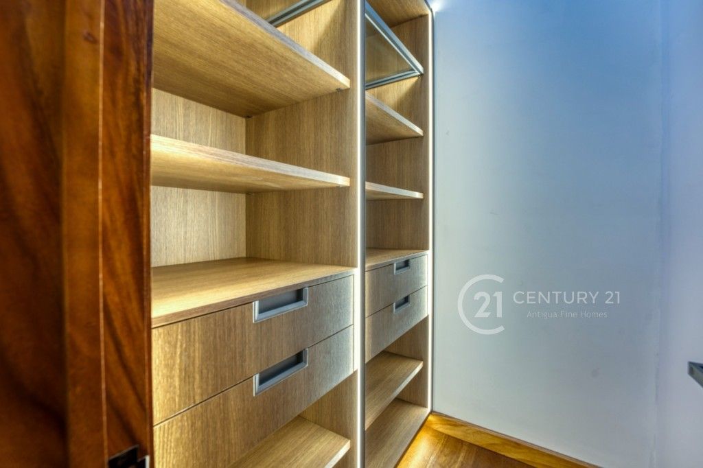 PHOTO-2025-12-01-21-05-34 4