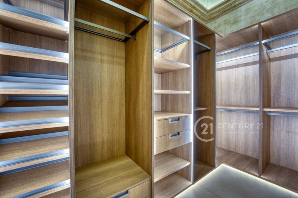 PHOTO-2025-12-01-21-05-35 3