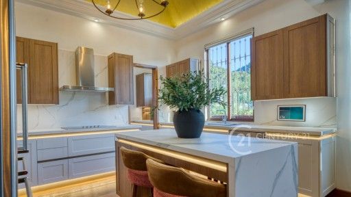 PHOTO-2025-12-01-21-05-31 2