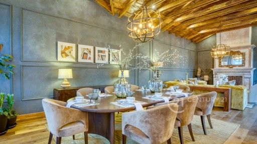 PHOTO-2025-12-01-21-05-32 4