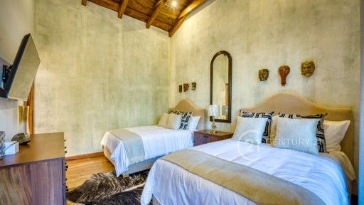 PHOTO-2025-12-01-21-05-34