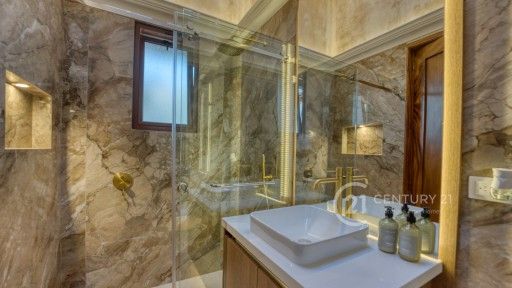 PHOTO-2025-12-01-21-05-34 2