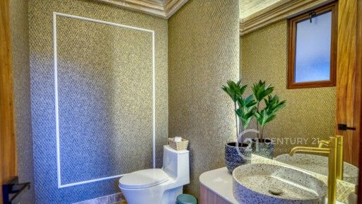 PHOTO-2025-12-01-21-05-36