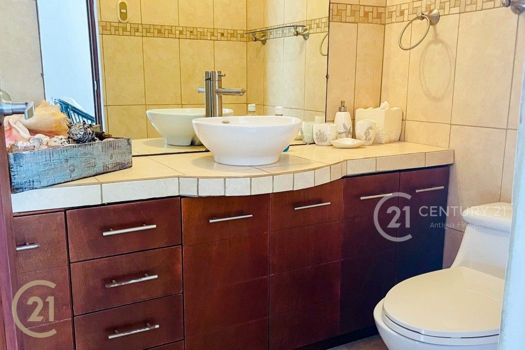 WhatsApp Image 2025-12-05 at 2.33.33 PM