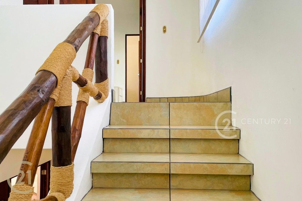 WhatsApp Image 2025-12-05 at 2.33.33 PM (5)