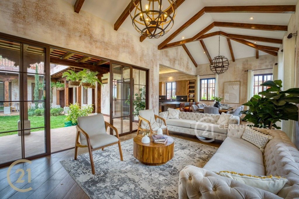 Luxury Single-Level Home with Rooftop Terrazza in Exclusive Gated Community – 16 Minutes from Antigua