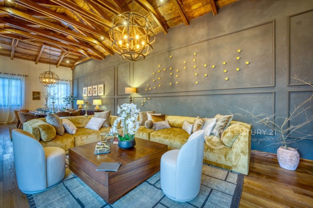 PHOTO-2025-12-01-21-05-32 7