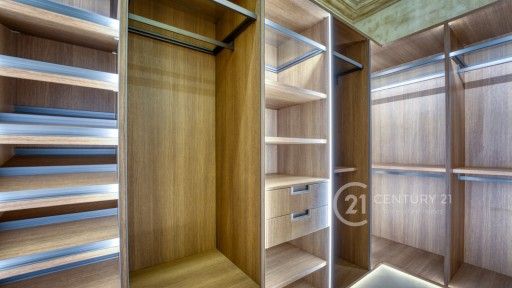 PHOTO-2025-12-01-21-05-35 3