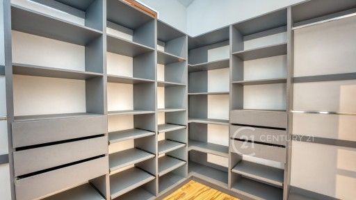 PHOTO-2025-12-22-10-57-32_5