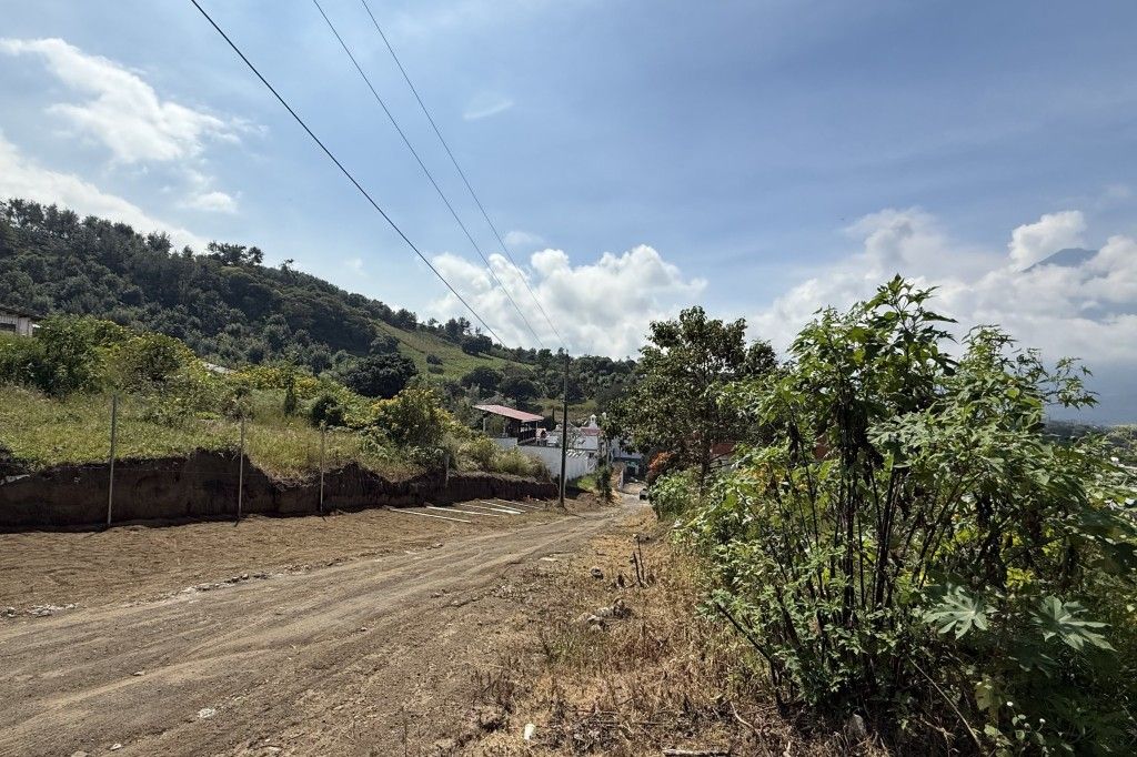 Tres terrenos en venta en Ciudad Vieja