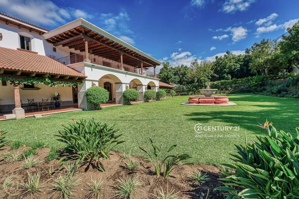 Comendador casa club