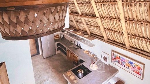 BCAF7C7C-559A-4114-A790-F0D4C7EEBB65