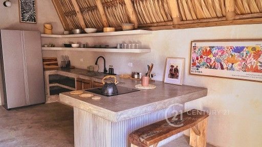 DEB14F61-B638-43E4-83F3-070635B9DE7F