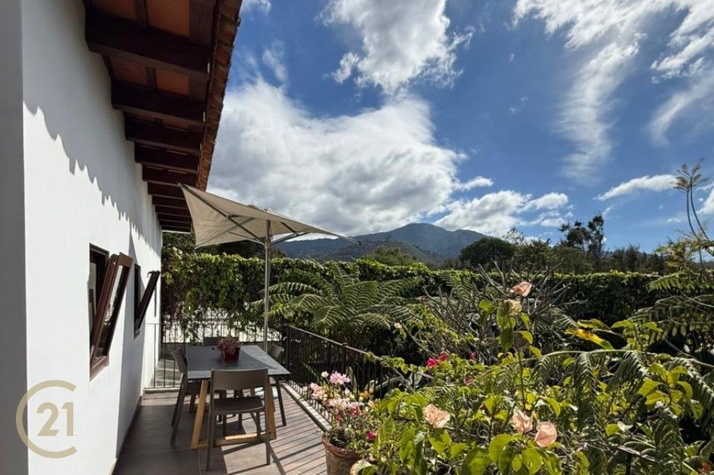 6e6fc2a3-493e-4898-b0f1-0b0c1447e381