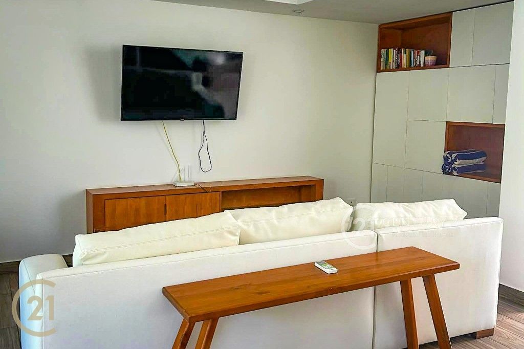 WhatsApp Image 2025-11-21 at 1.31.46 PM (4)