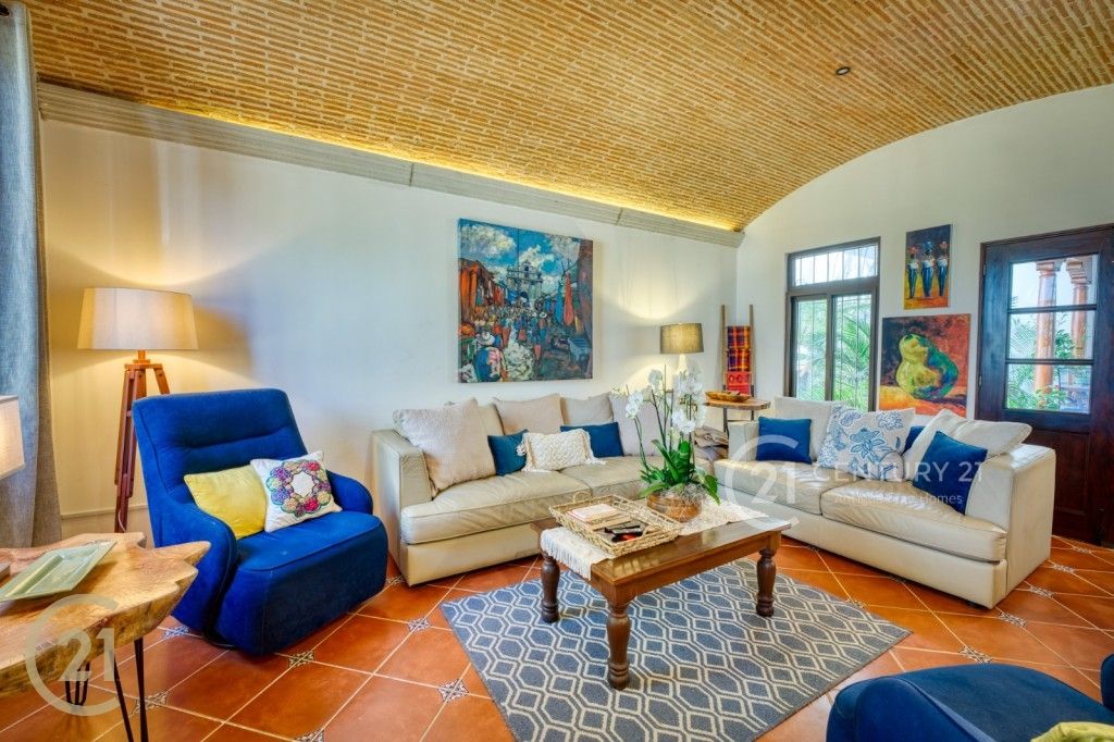 Beautiful Home in Antigua Gardens with Stuning Landscaped Garden & Volcano Views