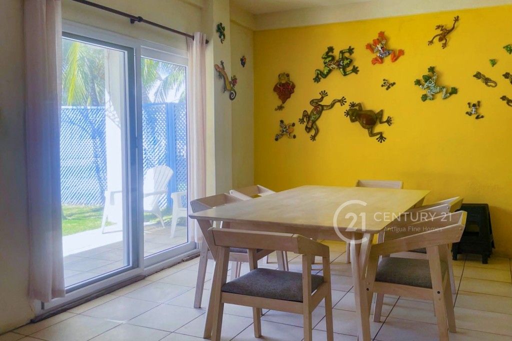 Tropical Beach Home Just 20m from the Ocean – Iztapa, Guatemala | 4BR | Pool