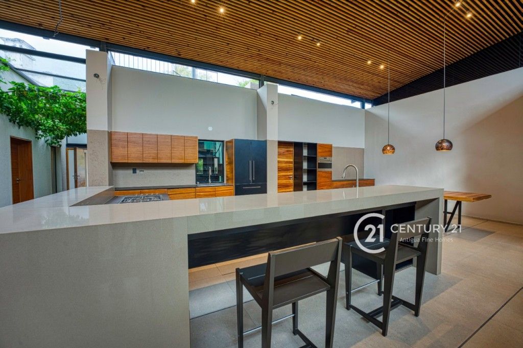 PHOTO-2022-12-08-18-55-21 2