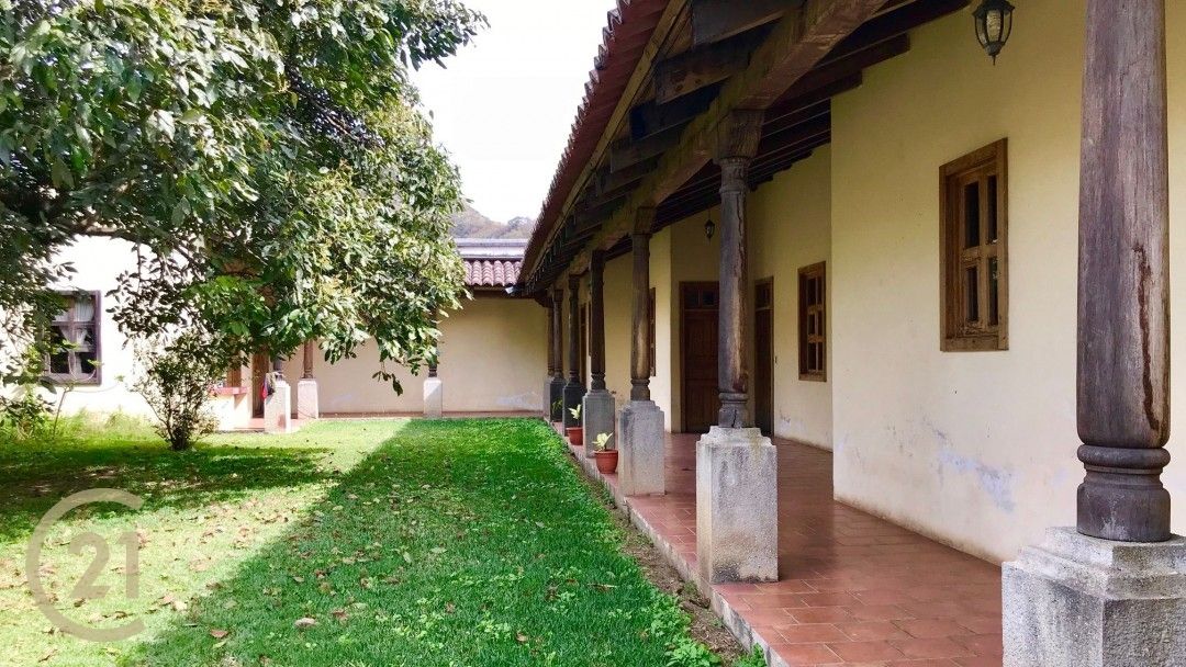 House For Sale In The Heart of Antigua Guatemala